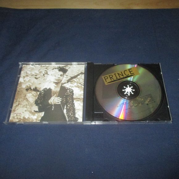 Prince - The Hits 2 on cd (Warner Bros., 1993) - Picture 2 of 3